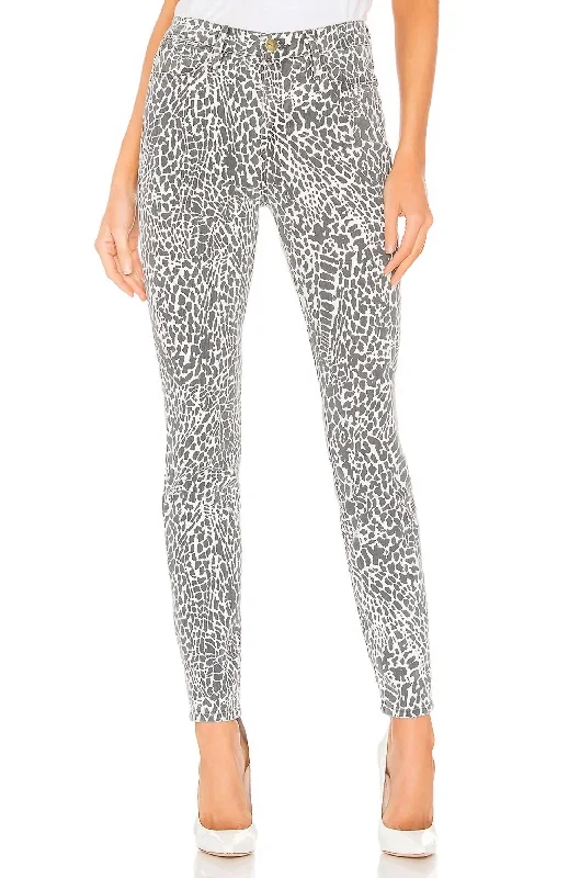 Modern Women's Apparel Le Skinny Animal Print Jeans In White, Black