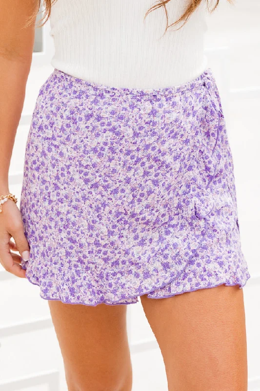 Modern Women's Apparel Garden Walls Lavender Floral Skort