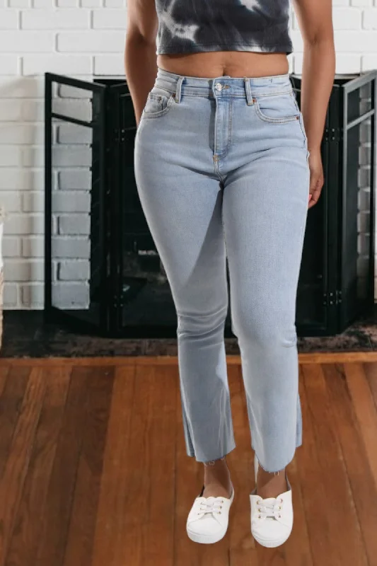 Women's Apparel Light Blue High Waist Jeans