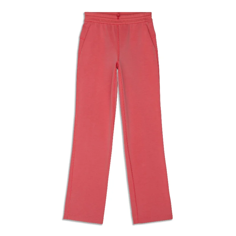 Vintage-Inspired Women's Apparel Softstreme High-Rise Pant - Resale